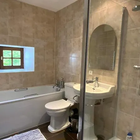 וילה French Retreat With Pool & Superb Views.